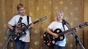 "Ты у меня одна". Исполняет дуэт "Берега" в составе Леры Фрунза и Тани Антоновой.