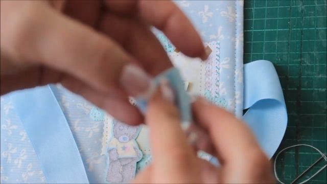 Украшаем обложку альбома. Мастер класс. Скрапбукинг.mp4 смотреть онлайн