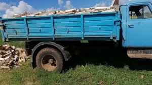 Загрузили Газ-53? сырыми березовыми дровами?собираемся везти клиенту!? Деревенские будни! ?