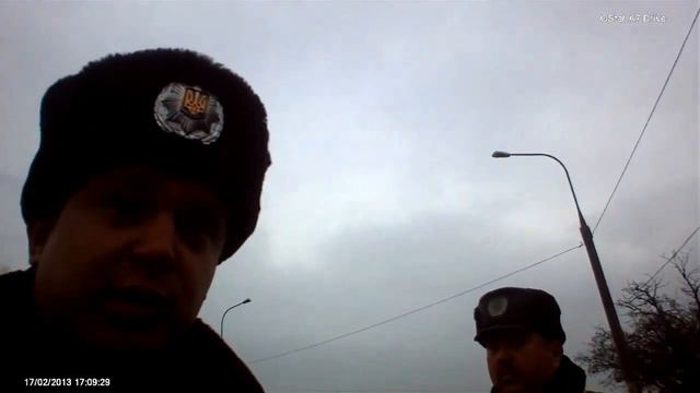 замес на 2 х столбах Одесса забирают машину 1 3 wmv смотреть онлайн