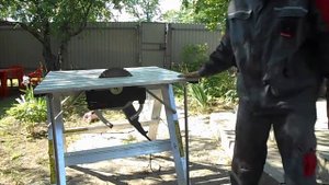 Самодельный складной алюминиевый козлик-монтажный стол плиткорез