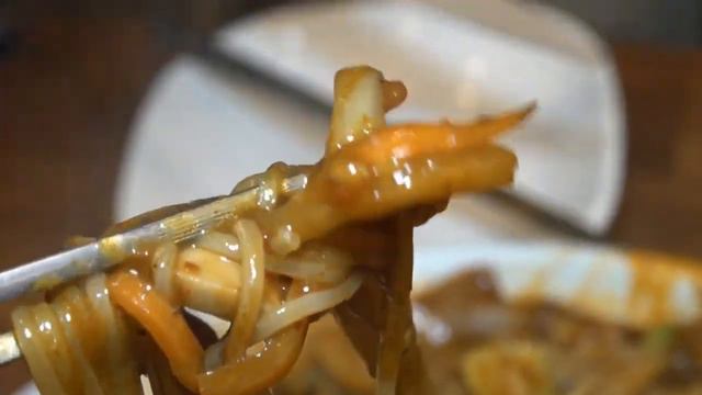 Корейская уличная еда   жареная лапша Korean Street Food  fried noodels смотреть онлайн