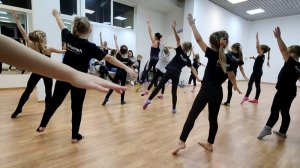 Открытое занятие 22-12-2022 г. в студии современного танца "Триумф".