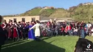 АНДИЙЦЫ.  КРАСИВЫЙ ТАНЕЦ