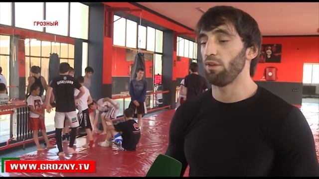 Чеченские спортсмены стали победителями и призерами Кубка России по кикбоксингу смотреть онлайн