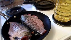 Рыба жареная в соевом соусе(酱油煎鱼, Jiàngyóu jiān yú). Fish fried in soy sauce. Китайская кухня.