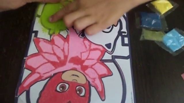 #рисоватьрисунок #песок Рисовать рисунок.Рисование песком.Супер герои.рисунок супергероев смотреть онлайн