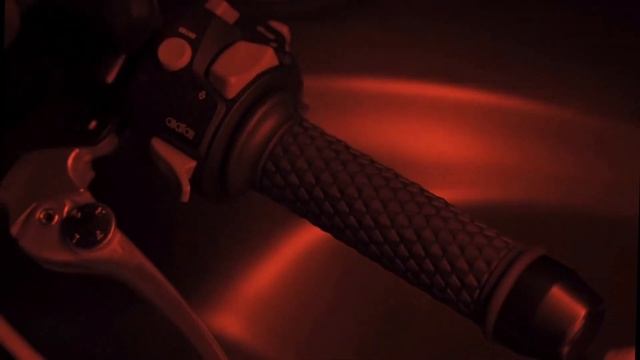 Стрит VOGE AC525. Промо-ролики. смотреть онлайн