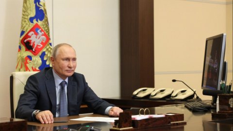 Путин поздравил ЦИК России с 30-летием образования ведомства