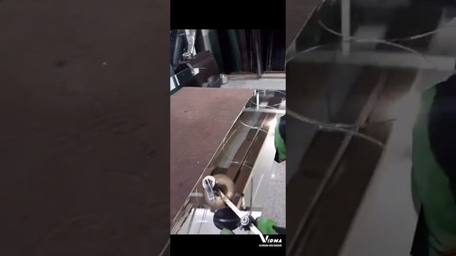 Учимся резать зеркало стекло фацет зеркальная мозаика рукоделие своими руками стеклорез лестницы смотреть онлайн