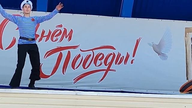 Матроскин танец! Танцор, студент Илья Шимолин настоящий артист, станцевал с больной ногой!!!