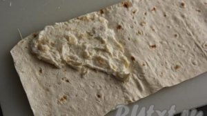 Конвертики из лаваша с творогом и бананом