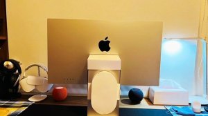 Apple Studio Display（Standard glass／Tilt- and height-adjustable stand ） Unboxing & 2022 Desk Setup