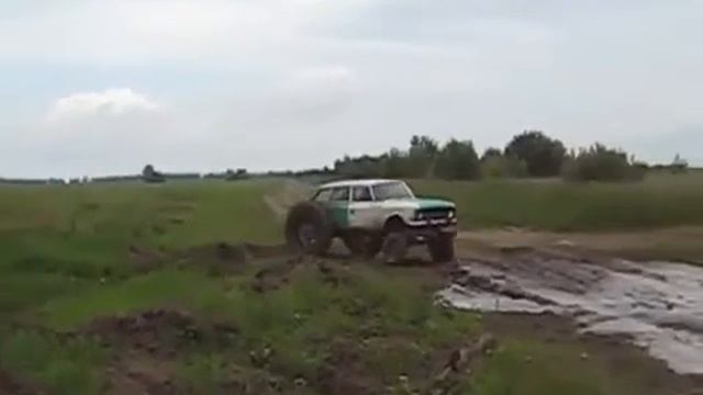 Москвич для езды по бездорожью смотреть онлайн