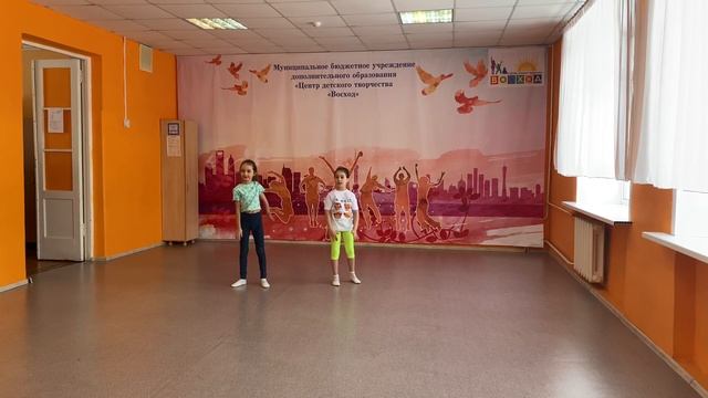 Блинова Ульяна, Дубровина Екатерина - Лето #Восходвтанцах смотреть онлайн