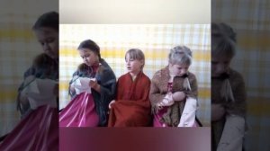 Сценка "Три девицы под окном"
