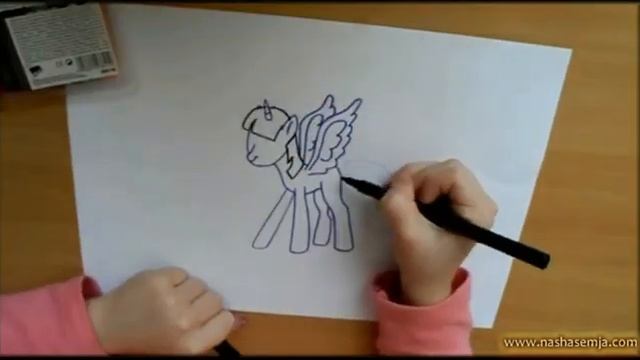 Маринка рисует Принцессу Сумеречную Искорку смотреть онлайн