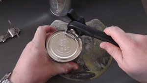 РАСПАКОВКА . ОТКРЫВАЛКА ДЛЯ КОНСЕРВНЫХ БАНОК ИЗ КИТАЯ. ОТКРЫВАЕТ БЕЗ ОСТРЫХ КРАЕВ!!!