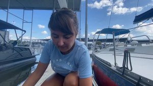 Жизнь на Яхте. Посещение ресторана, чиним-моем яхту, покупки и вкусный ужин.