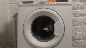 Logik L612WM15 Washing Machine : Cotton Wash inter spin 600rpm (Pt 4 of 8)