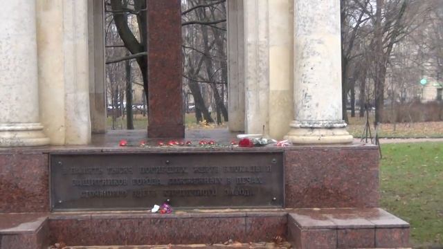 Памятник жертвам блокады (павильон памяти) в Парке Победы в СПб смотреть онлайн