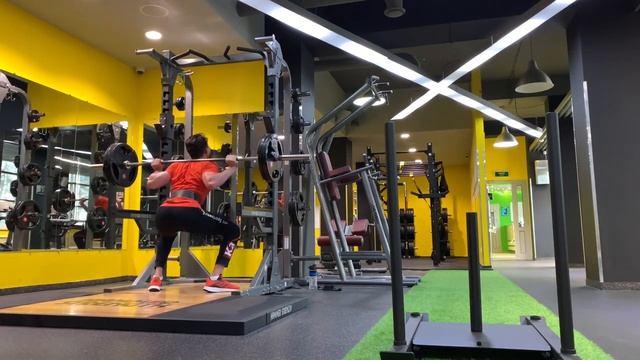 присед т/а 100кг на 5 вид сзади смотреть онлайн