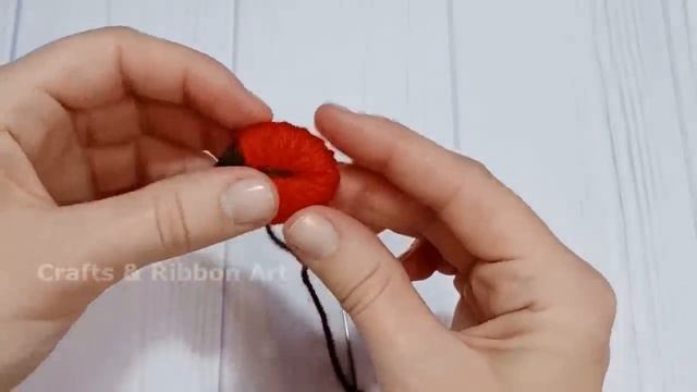 Amazing Ladybug Making Idea with Fork - Easy Woolen Crafts - Hand Embroidery Trick - Sewing Hack