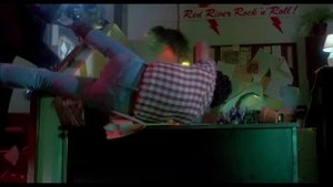 ТЕХАССКАЯ РЕЗНЯ БЕНЗОПИЛОЙ 2 (1986) - Треш Обзор Фильма