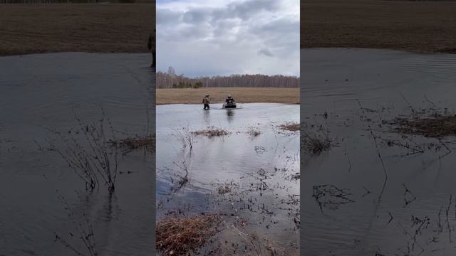 #квадроцикл - Покатушка - весна 2022. Когда в детстве не находился по лужам ? #мальчики смотреть онлайн