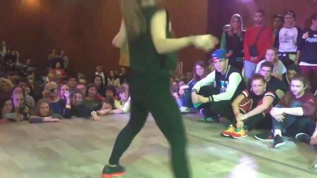 Танцевальный батл супер девушек смотреть онлайн