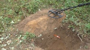 Катушка АКА 13 3-х на АКА Сигнум - Тест золотое кольцо 5г 40 см в земле