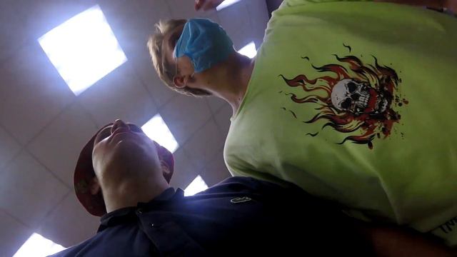 ДИКАЯ ПОЕЗДКА В ГАВАНЬ | ДЕНЬ РОЖДЕНИЕ МАТЕРИ | МОЩНАЯ ТУСА | VLOG FILYA VORONIN смотреть онлайн