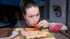 МУКБАНГ САРДЕЛЬКИ, МАКАРОНЫ, МАРИНОВАННАЯ КАПУСТА, ТОРТИК/MUKBANG HALK FAMILY ЕДА