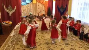Русский хоровод на ярмарке