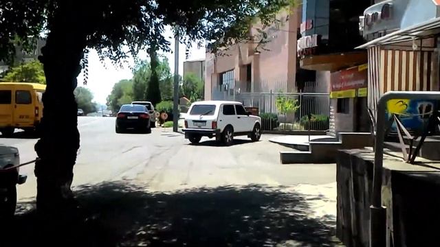 Медцентр "Наири" (б-ца Лечкомиссии), ул Прошяна, Пароняна, музей Параджанова смотреть онлайн