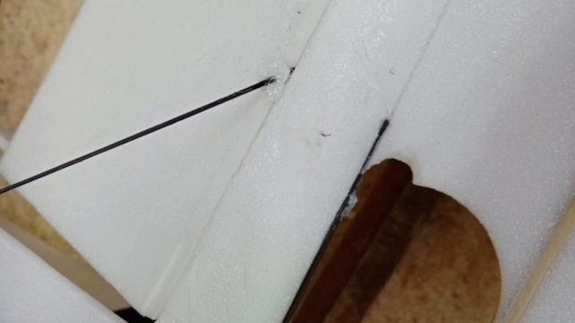 Урок на тему-"Ремонт пенопластового тренировочного самолёта", смотреть онлайн