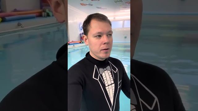 Что делать если ребёнок не заходит три занятия подряд в воду к инструктору смотреть онлайн