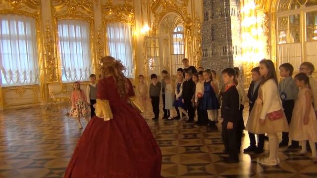 Экскурсия в Екатерининский дворец смотреть онлайн