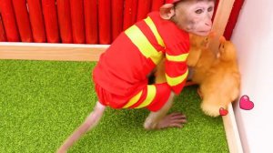 Обезьянка Беби Бон Бон готовит милейшее желе из бутылочки с молоком и ходит в туалет с утенком