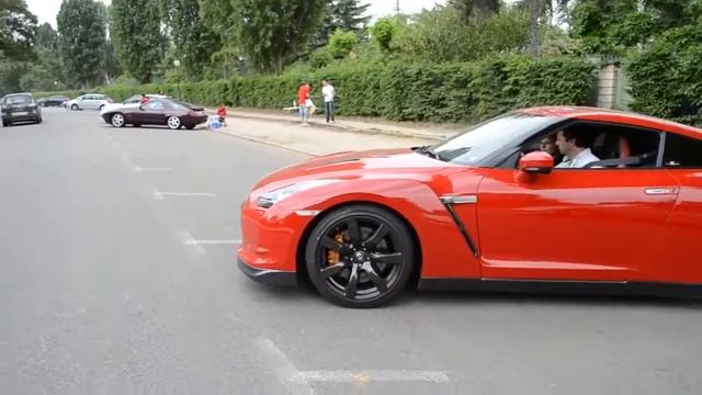 Супер машина Nissan GT R R35 смотреть онлайн