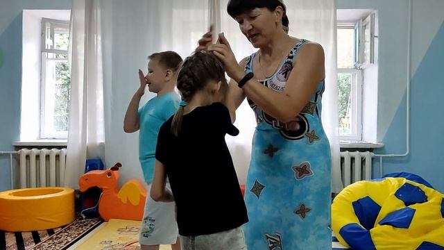 Акуленок. Групповое занятие музыкой с элементами логоритмики. Психолог Самикова Ира смотреть онлайн