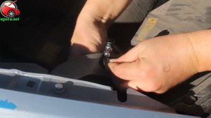 Установка упоров / амортизаторов капота на Citroen C4 Picasso 2 / Grand Picasso 2 от upora.net