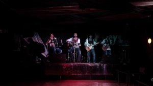 Виктор Сорокин "Вернусь" сл. О. Сорокиной, муз. В. Сорокина.