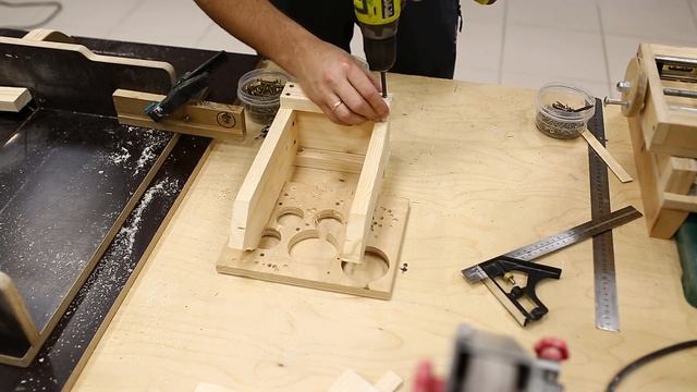 КРУТАЯ ШТУКА из остатков материала! Кормушка для птиц своими руками!!! DIY