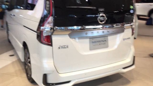 【SERENA】日産 セレナ を見てきた！（NISSAN　SERENA） смотреть онлайн