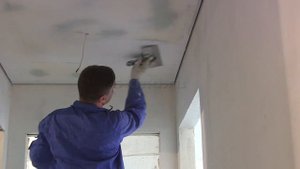 Потолок из гипсокартона с теневым  профилем швом. Финишная шпаклевка стеклохолста под покраску