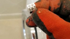 Установка светодиодной панели на потолок