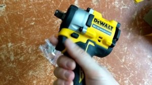 DeWALT DCF921 Impact Wrench Unboxing, Instructions and Test