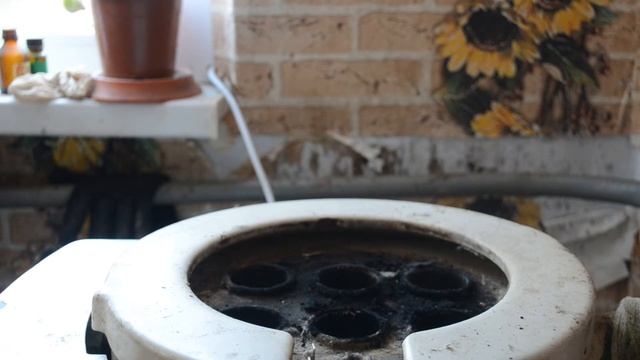 готовим котел АОГВ к отопительному сезону. или что делать если нет тяги. Газы(СО2) идут в помещение смотреть онлайн