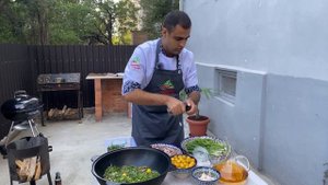 ЧАКАПУЛИ В КАЗАНЕ НА КОСТРЕ. РЕЦЕПТ ВКУСНОЙ БАРАНИНЫ.